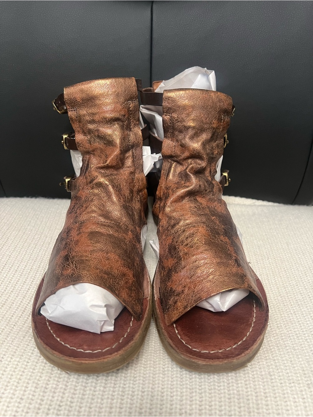 A. S. 98 Women's Distressed Metallic Copper Open-Toe Ankle Sandals size 39 (9)